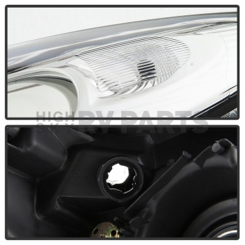 Xtune Headlight Assembly 9039010-4