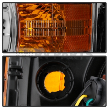 Spyder Automotive Headlight Assembly 9049798-4