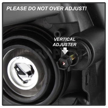 Xtune Headlight Assembly 9024023-4