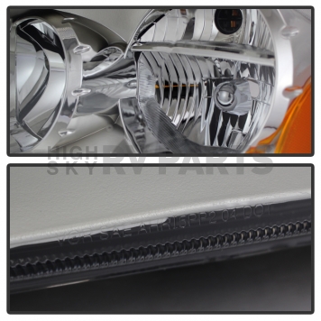 Xtune Headlight Assembly 9024719-1