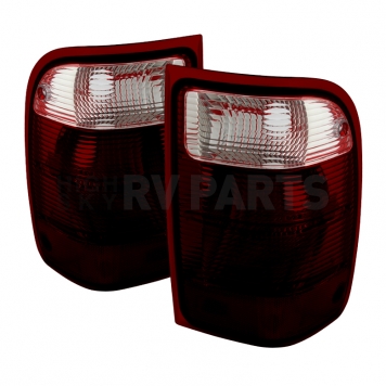 Xtune Tail Light Assembly 9028885