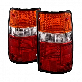 Xtune Tail Light Assembly 9028960