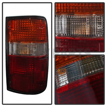 Xtune Tail Light Assembly 9028960-1