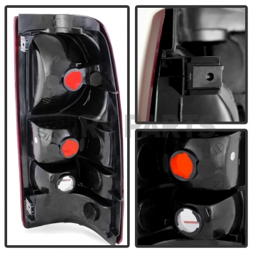Xtune Tail Light Assembly 9027185-2