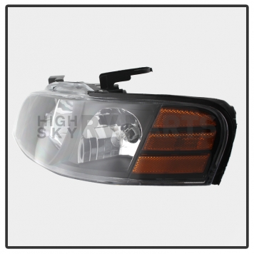 Xtune Headlight Assembly 9023286-3