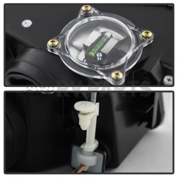 Xtune Headlight Assembly 9023316-7