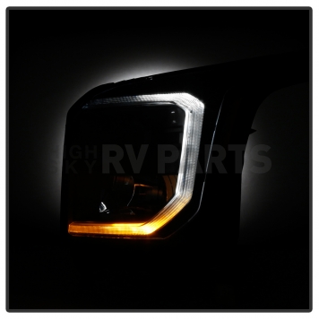Spyder Automotive Headlight Assembly 9049590-6