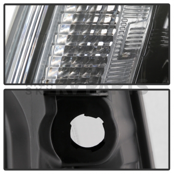Spyder Automotive Headlight Assembly 9049637-4