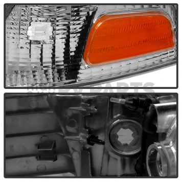 Xtune Headlight Assembly 9031038-3