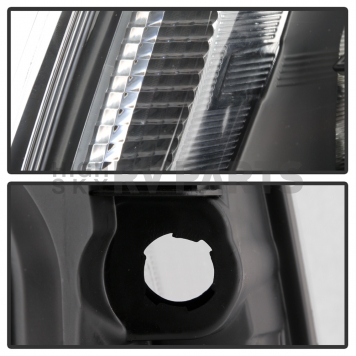 Spyder Automotive Headlight Assembly 9049651-4