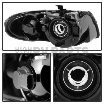 Xtune Headlight Assembly 9025273-2