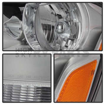 Xtune Headlight Assembly 9025303-1