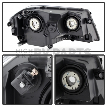 Xtune Headlight Assembly 9025303-2