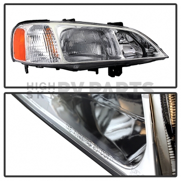 Xtune Headlight Assembly 9029530-1