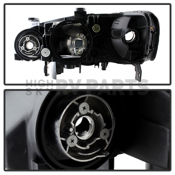 Xtune Headlight Assembly 9029530-2