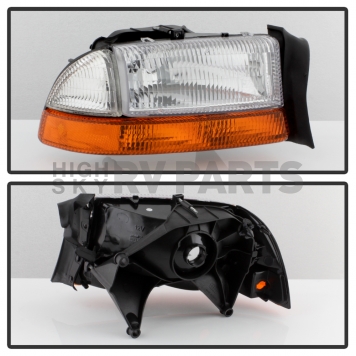 Xtune Headlight Assembly 9036750-1