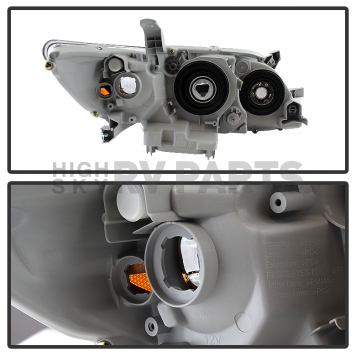 Xtune Headlight Assembly 9029769-2