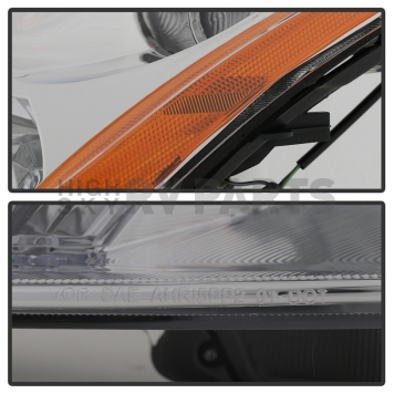 Xtune Headlight Assembly 9038334-2