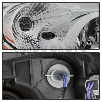 Xtune Headlight Assembly 9037788-3