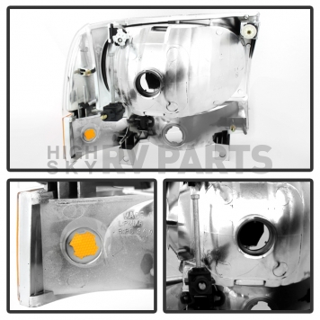 Xtune Headlight Assembly 9025426-2