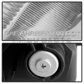 Xtune Headlight Assembly 9035326-2