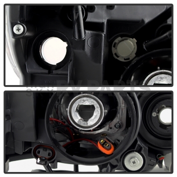 Xtune Headlight Assembly 9028281-3