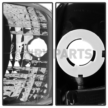 Xtune Headlight Assembly 9034299-3