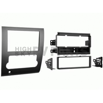 Metra Electronics Radio Mounting Kit 997424