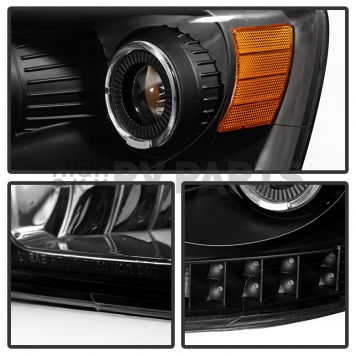 Xtune Headlight Assembly 9028328-1