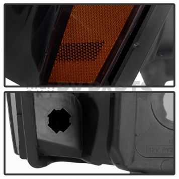 Xtune Headlight Assembly 9033780-4