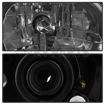 Xtune Headlight Assembly 5056214-2