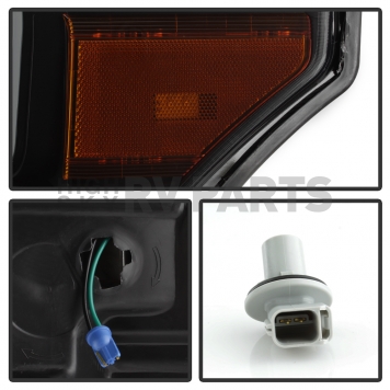 Xtune Headlight Assembly 9034930-3