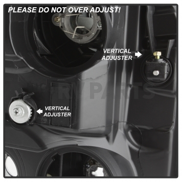 Xtune Headlight Assembly 9034930-4