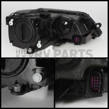 Xtune Headlight Assembly 5075796-1