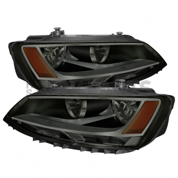 Xtune Headlight Assembly 5075802
