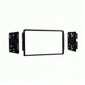 Metra Electronics Radio Mounting Kit 951006