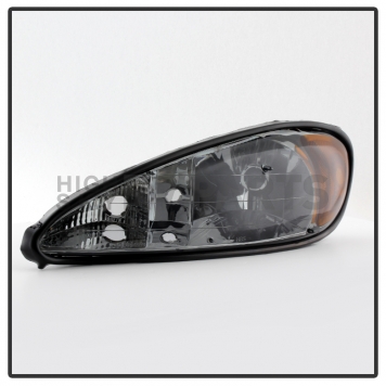 Xtune Headlight Assembly 9023521-1