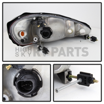 Xtune Headlight Assembly 9023521-5