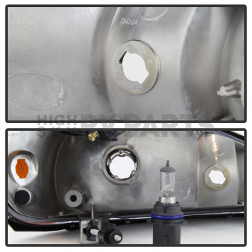 Xtune Headlight Assembly 9023521-7