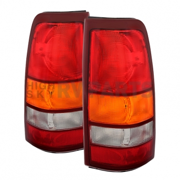 Xtune Tail Light Assembly 9027178