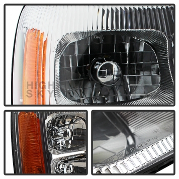 Xtune Headlight Assembly 9029608-1