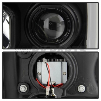 Spyder Automotive Headlight Assembly 5087522-2