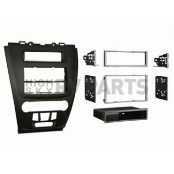 Metra Electronics Radio Mounting Kit 995821B