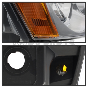 Xtune Headlight Assembly 9038280-4