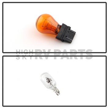 Xtune Headlight Assembly 9028830-3