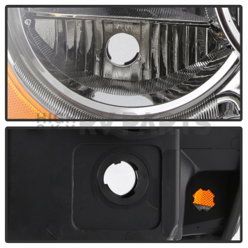Xtune Headlight Assembly 9038303-4