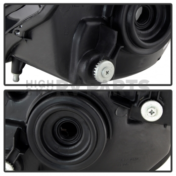 Xtune Headlight Assembly 9031052-3