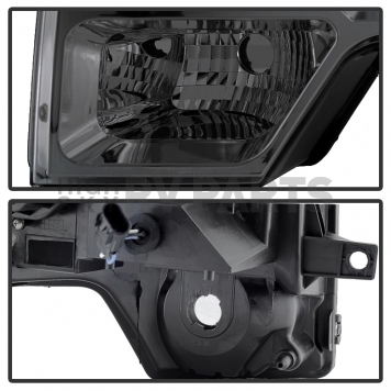 Xtune Headlight Assembly 9032257-3