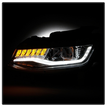 Spyder Automotive Headlight Assembly 5087386-6