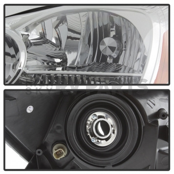 Xtune Headlight Assembly 9038433-2